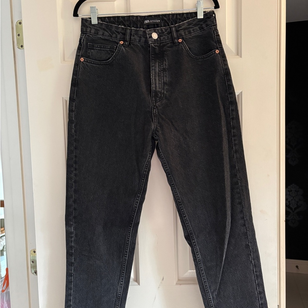 ZARA BLACK DENIM BOYFRIEND JEANS